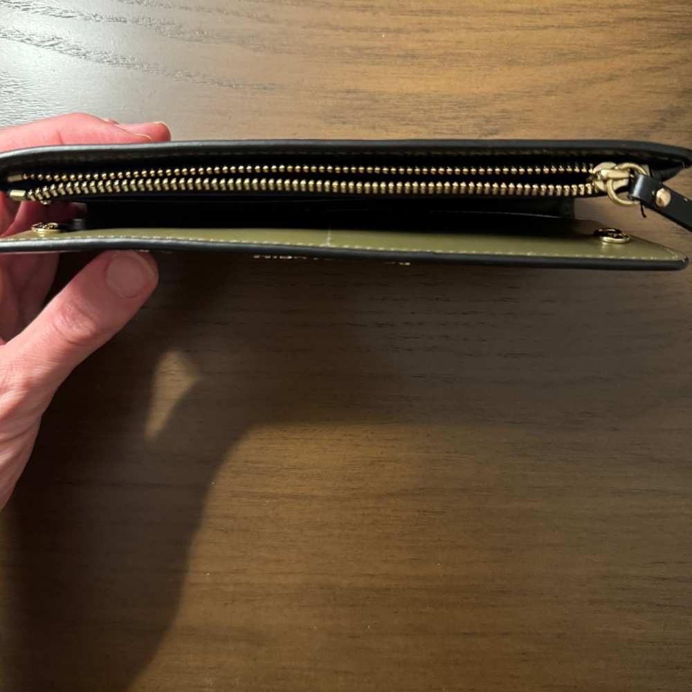 Michael Kors Olive and Black Tri-Tone Slim Wallet - Picture 5 of 6